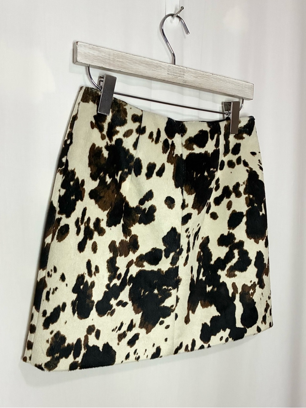 Alexa Chung Furry Cow Print Mini Skirt - Picture 6 of 9